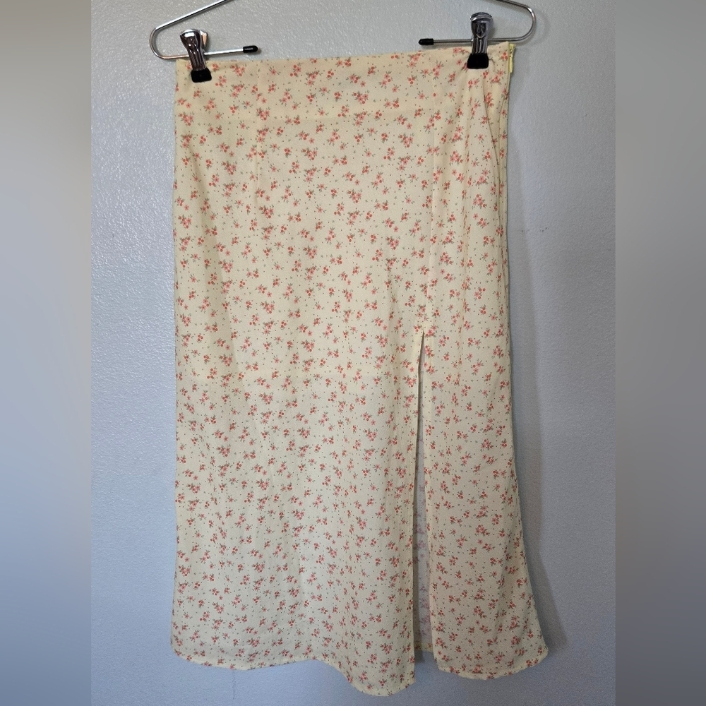 Princess Polly | Yellow Floral Skirt Size 4